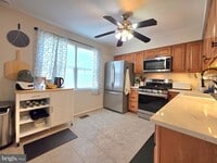 Building Photo - 2805 Balliett Ct