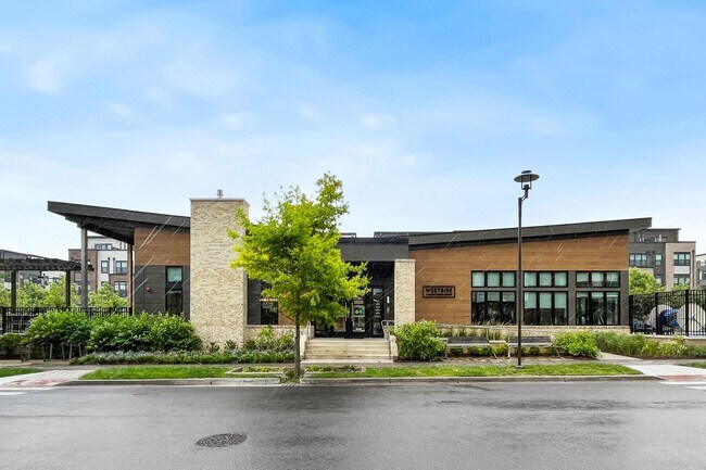 Building Photo - 16560 Crabbs Branch Way