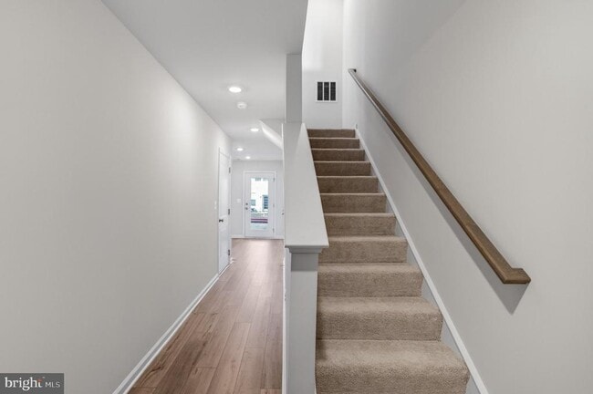 Building Photo - 103 Brashear Ct
