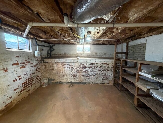 Building Photo - Statesville - HWY 90 - 3 BD/ 2 BA