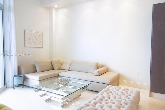 Building Photo - 2001 Meridian Ave