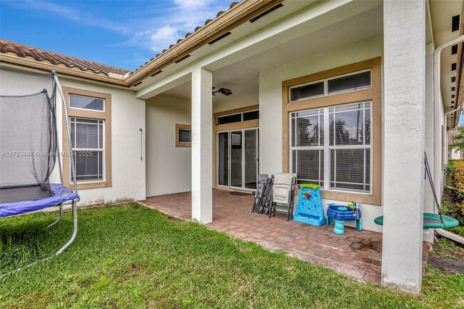 Building Photo - 8840 S Miralago Way