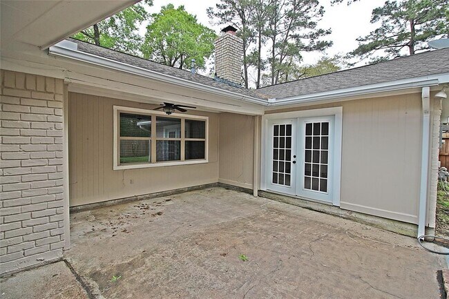 Building Photo - 2074 Shadow Rock Dr
