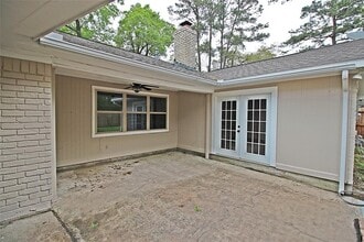 Building Photo - 2074 Shadow Rock Dr