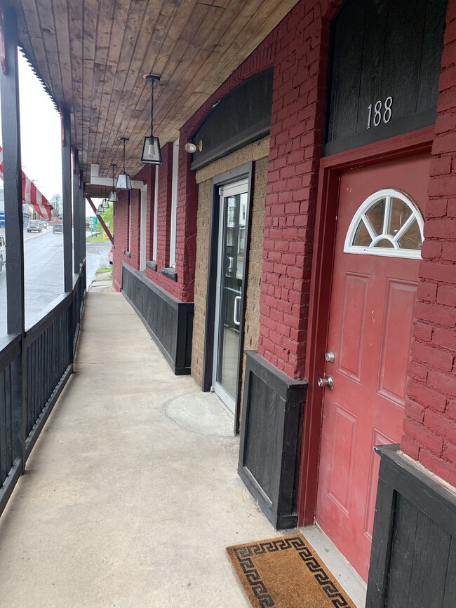 Entrance - 188 N Main St