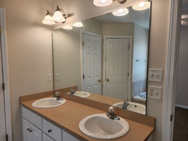 Building Photo - Garrett Pines Subdivision