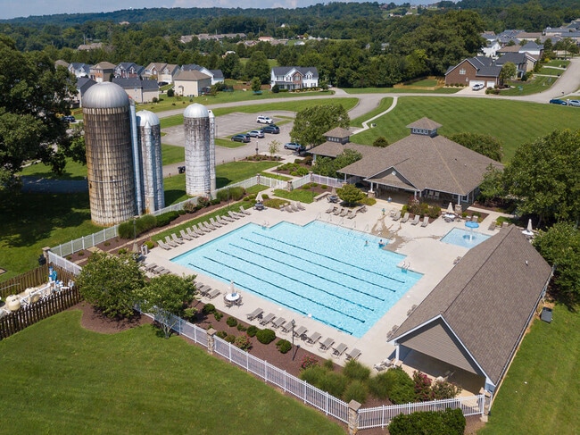 Building Photo - 5050 Horsestall Dr