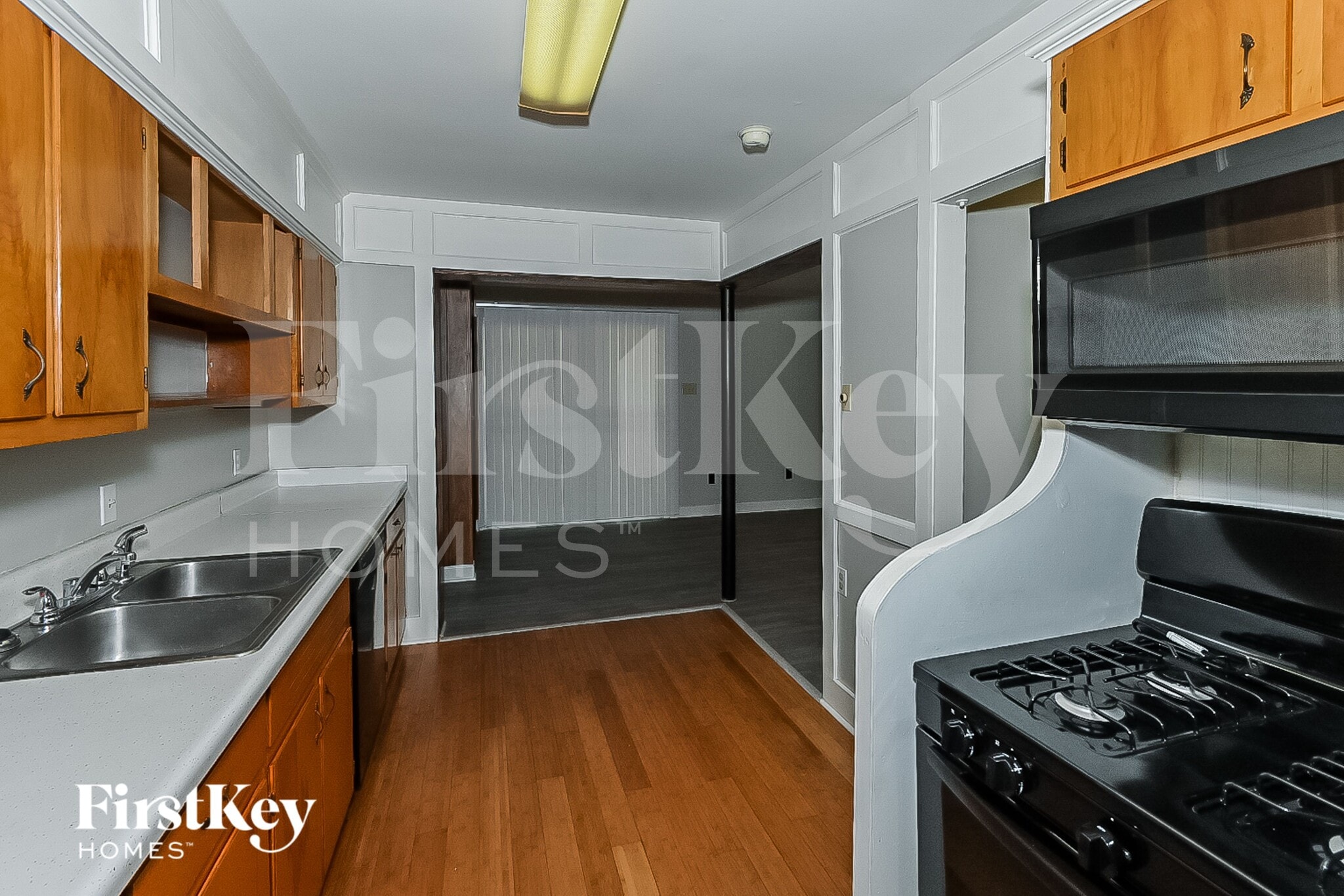 Building Photo - 1325 Wilbec Rd