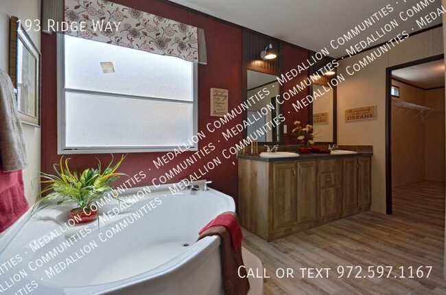 Building Photo - 193 Ridge Walk