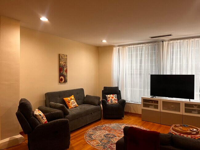 Building Photo - 431 S Dearborn St