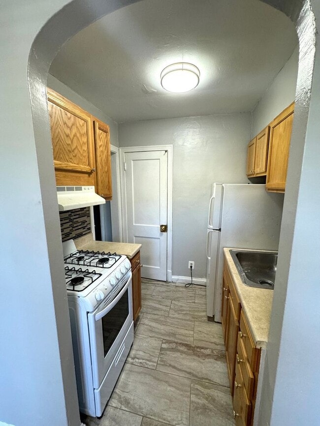 Interior Photo - The Perry