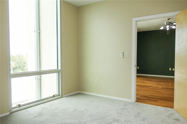 Building Photo - 1600 Barton Springs Rd