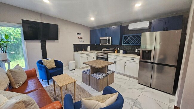 Building Photo - 15400 SW 237th St