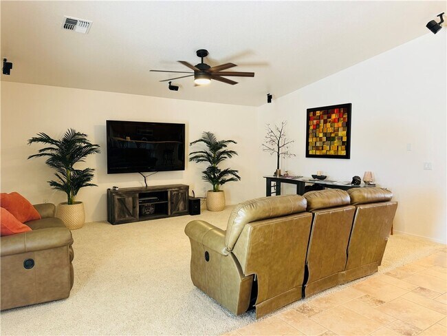 Building Photo - 5264 Antelope Dr