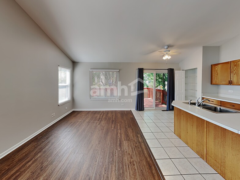 Building Photo - 3131 Melbourne Ln