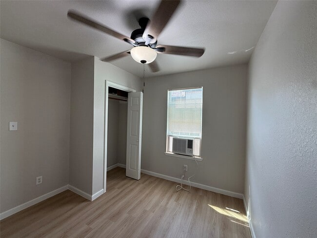 Building Photo - 7427 Avenue I