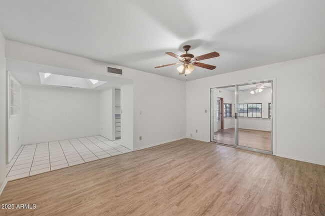 Building Photo - 6120 E Augusta Cir