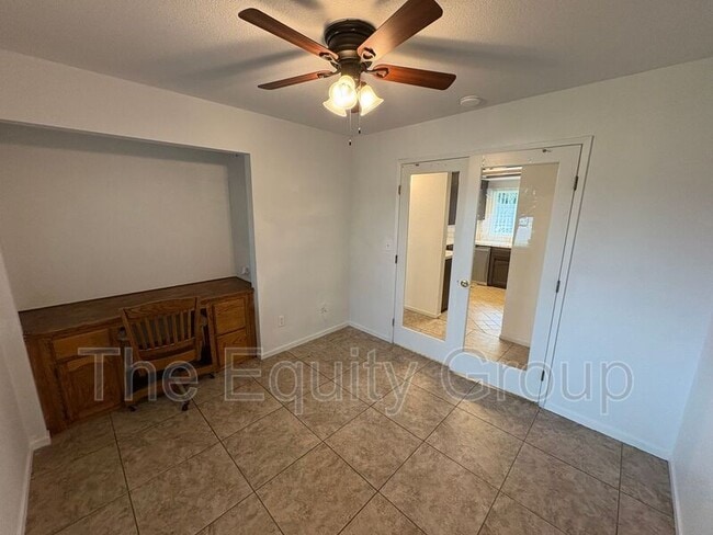 Building Photo - 1195 Santa Cruz Ave