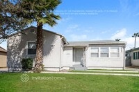 Building Photo - 1623 W 110th St
