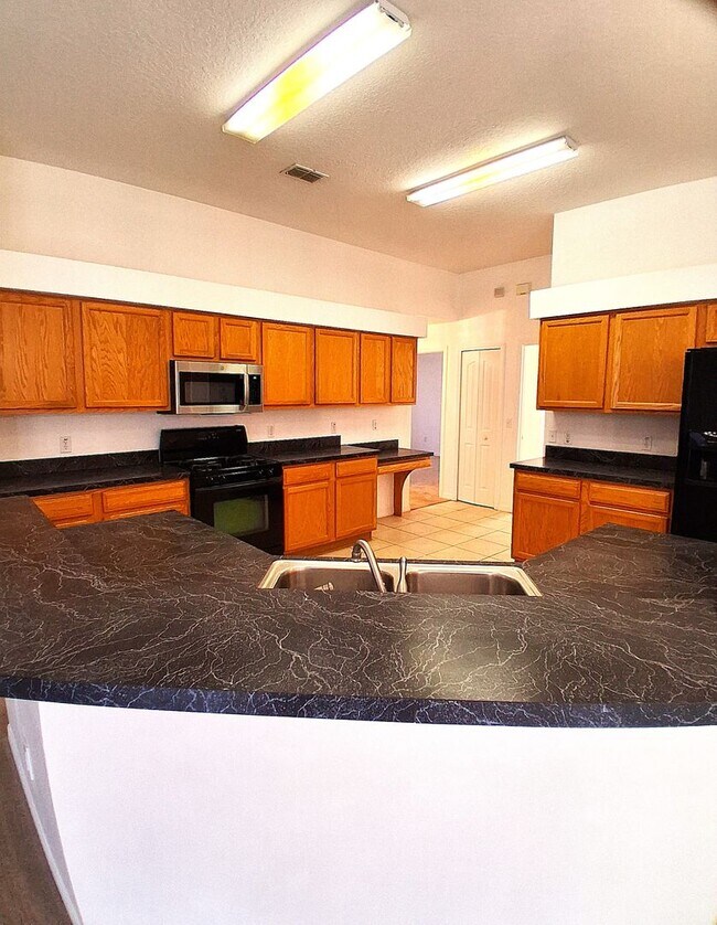 Building Photo - 771 Mountain Ash Way