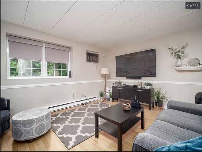 Building Photo - 153 Milk St