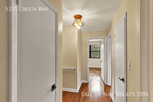 Building Photo - 5325 Cresta Way