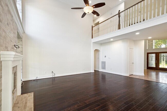 Building Photo - 30 Watermill Pl