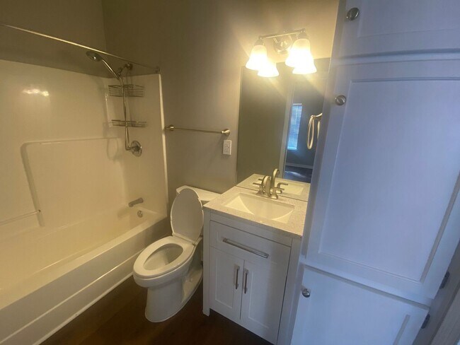 Building Photo - Cozy & Economical Unit in The Cove w/Waterfront Views of Massalina Bayou & Marina!