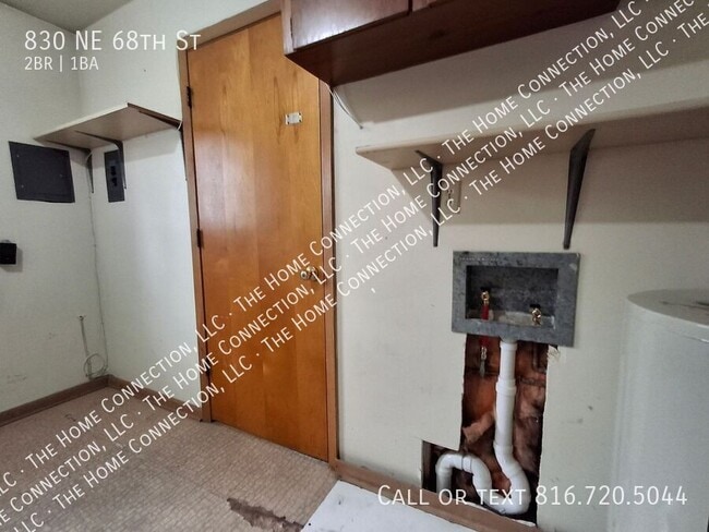 Building Photo - 830 NE 68th St