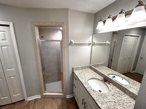 Building Photo - 7508 Briarbay Loop