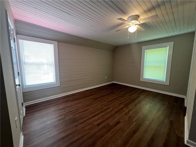 Building Photo - 48 Quarry St