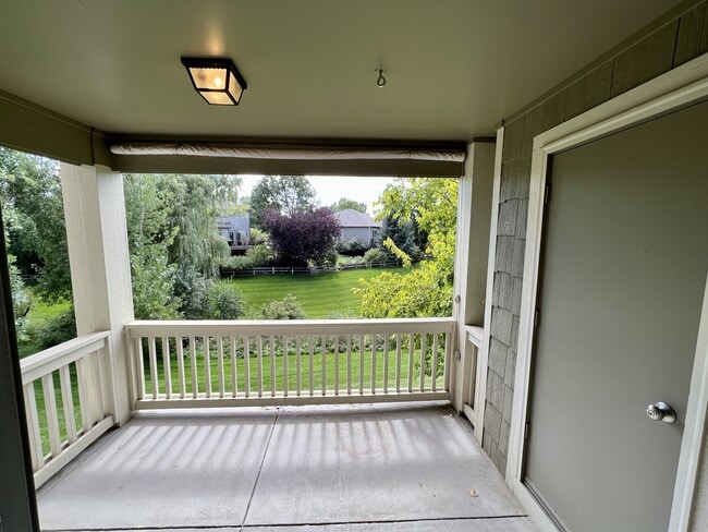 Building Photo - 5225 White Willow Dr