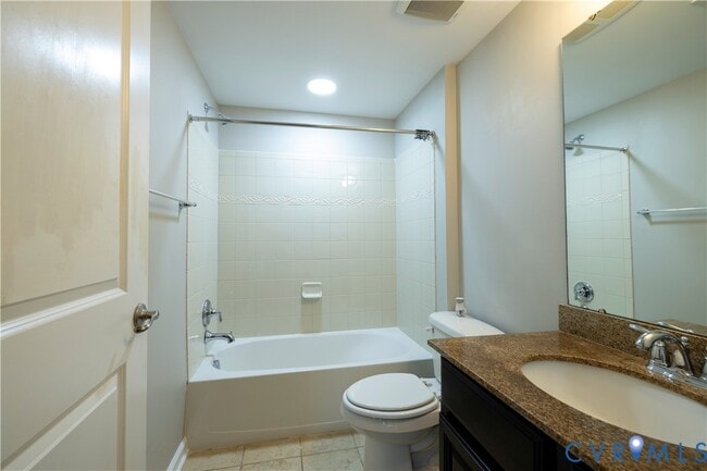 Building Photo - 1903 Old Brick Rd