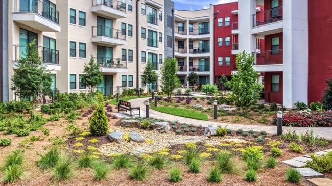 Building Photo - 3290 Cobb Galleria Pkwy