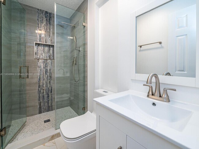 Building Photo - 16332 SW 83rd Ln