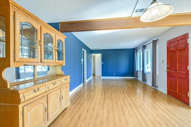 Building Photo - 9239 Bonavista Ln