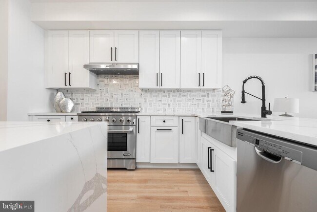 Building Photo - 309 N Patrick St