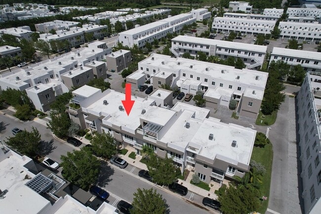Building Photo - 6461 NW 103rd Psge