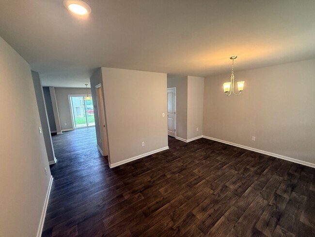 Building Photo - 508 Elmwood Pond Ct