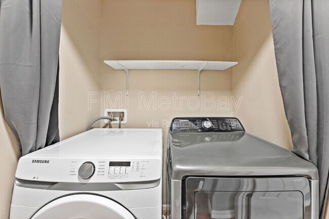 Building Photo - 7616 La Mesita Ct