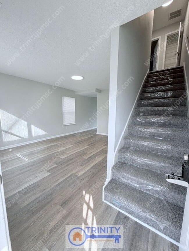 Building Photo - Move In Special!! Now Available – Updated 2BR Apartment in Easley!