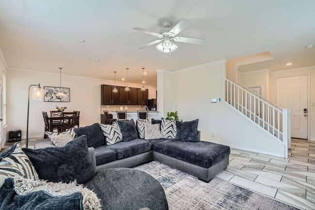 Building Photo - First time rental! **$500 OFF OF THE FIRST...