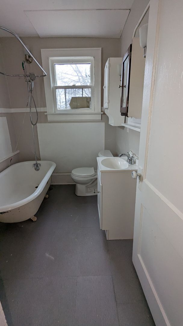Building Photo - Atlas Investment Group, LLC (569 Allyn St ...