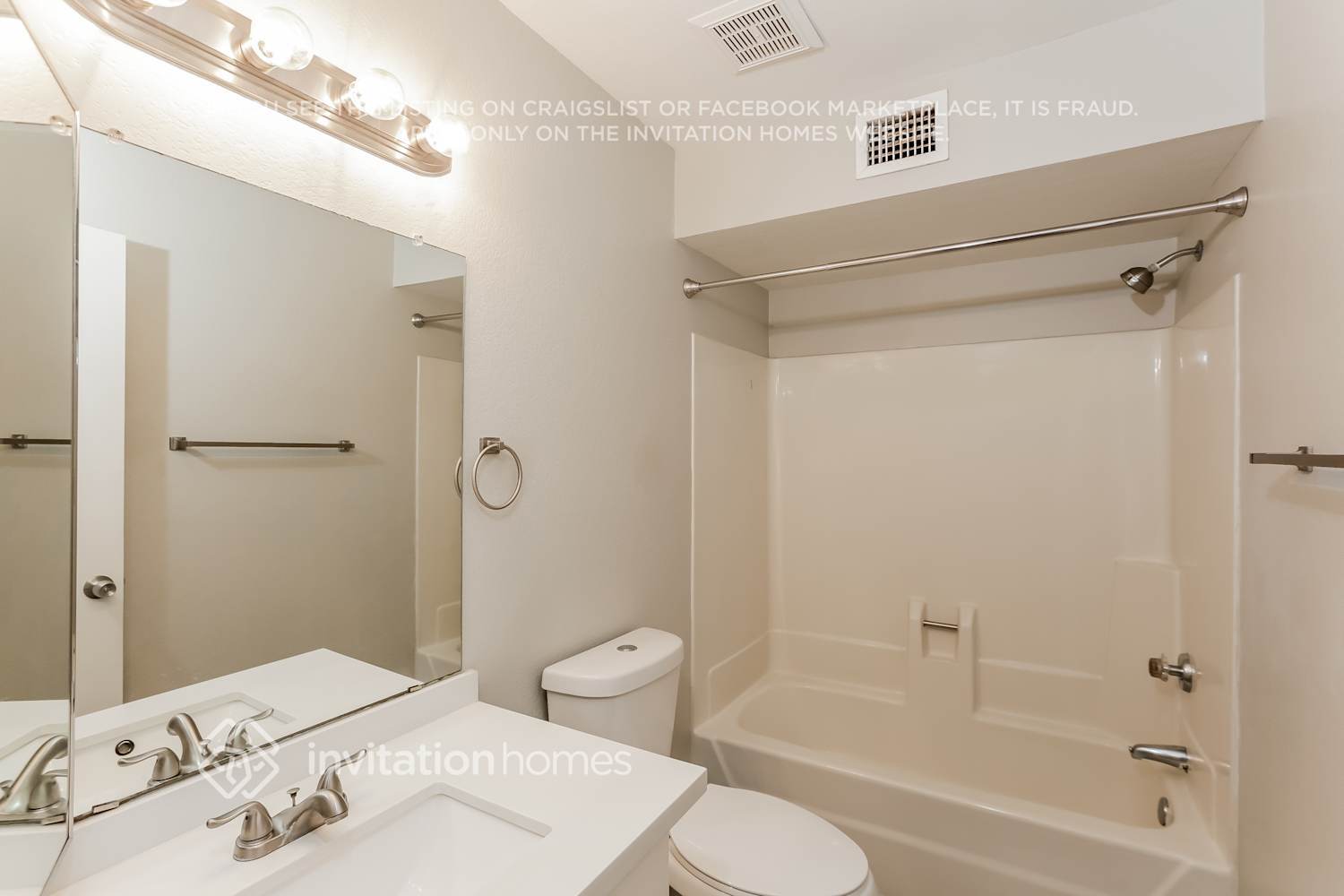 Building Photo - 1981 N Iowa St