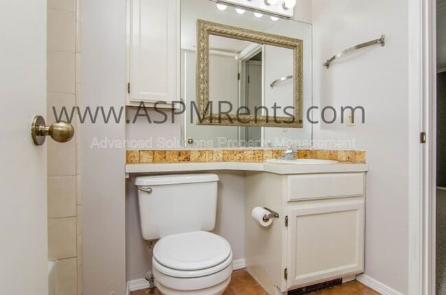 Building Photo - 2730 S 1100 E