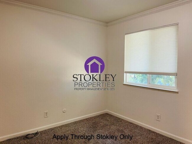 Building Photo - Stokley Properties Welcomes 1534 Parkwood ...