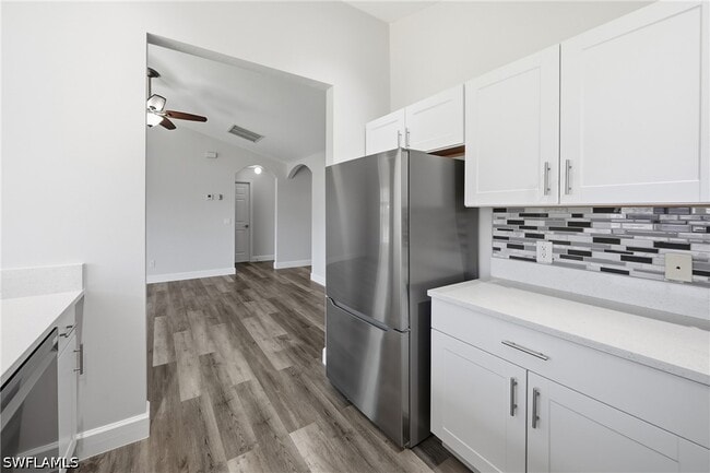 Building Photo - 4621 25th St SW