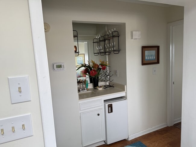 Building Photo - 2503 W Fort Macon Rd