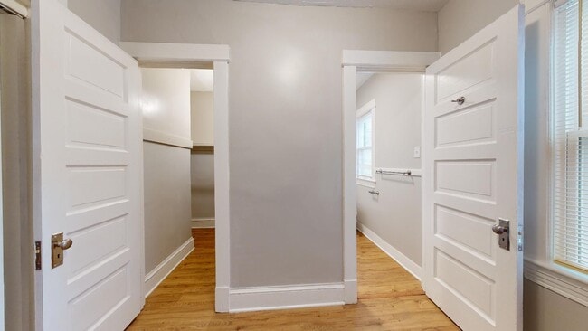 Building Photo - 4420 Bush Ave