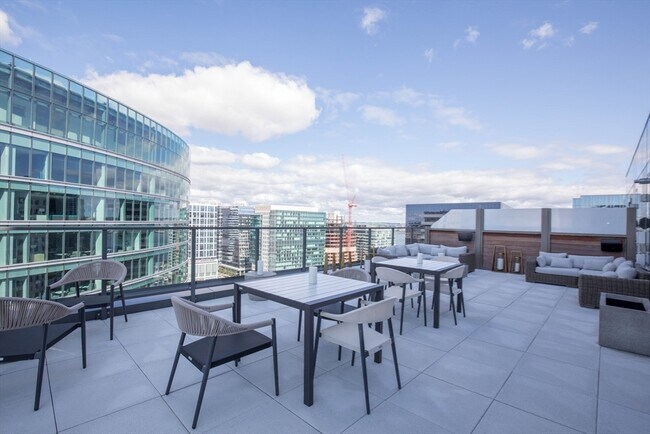 Building Photo - 133 Seaport Blvd